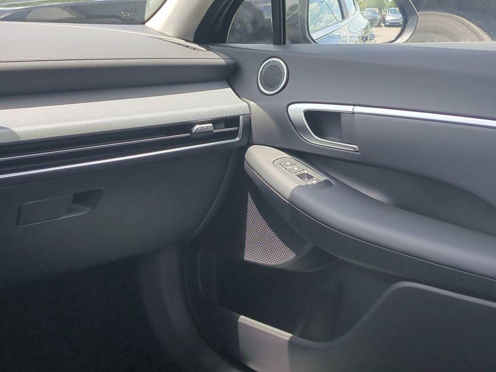 New 2026 Gray Hyundai Blue image 18