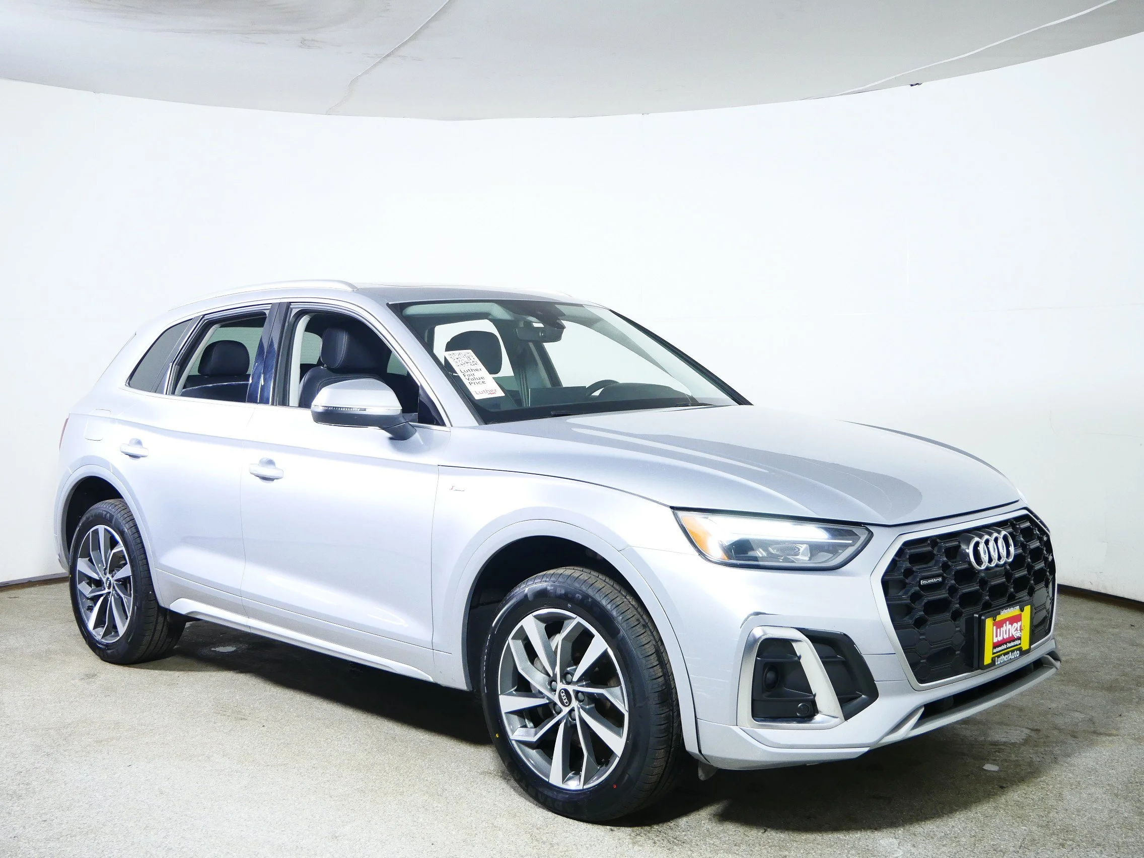 Used 2023 Florett Silver Metallic Audi S line Premium Plus image 1