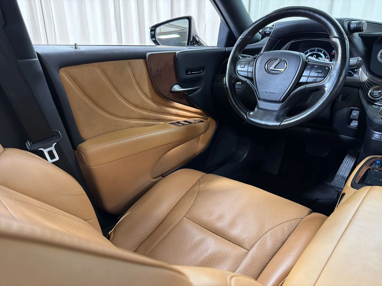 2021 Lexus LS Base - Photo 46