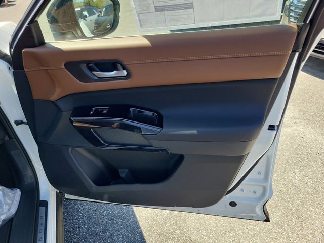 New 2026 Nissan Pathfinder Platinum