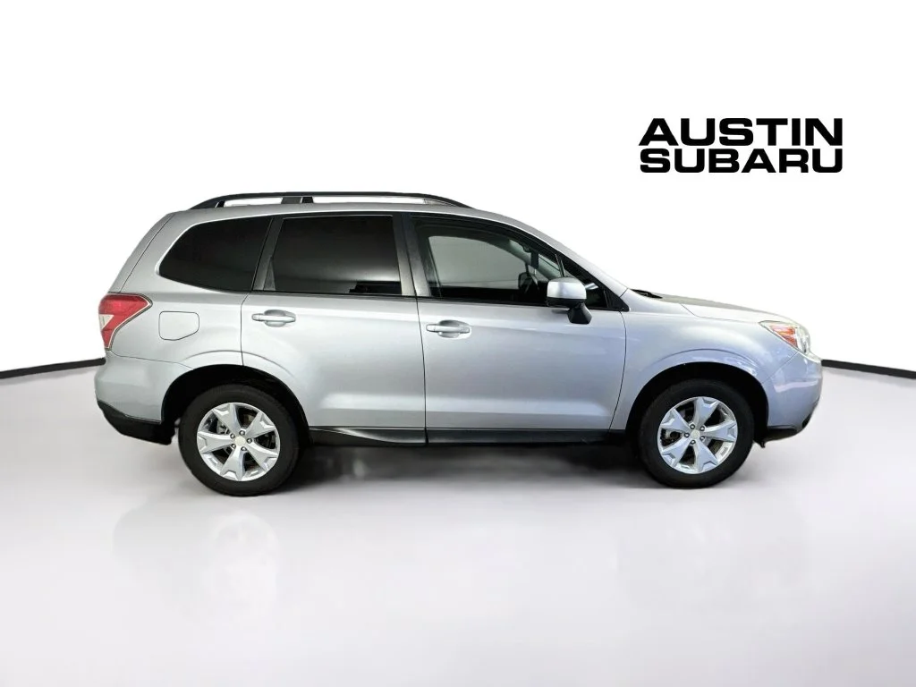 Used 2016 Silver Subaru 2.5i Premium image 8