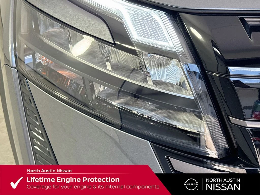New 2026 Gray Nissan Platinum image 41