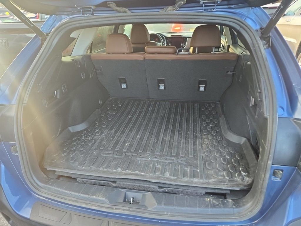 Used 2022 Blue Subaru Touring XT image 9