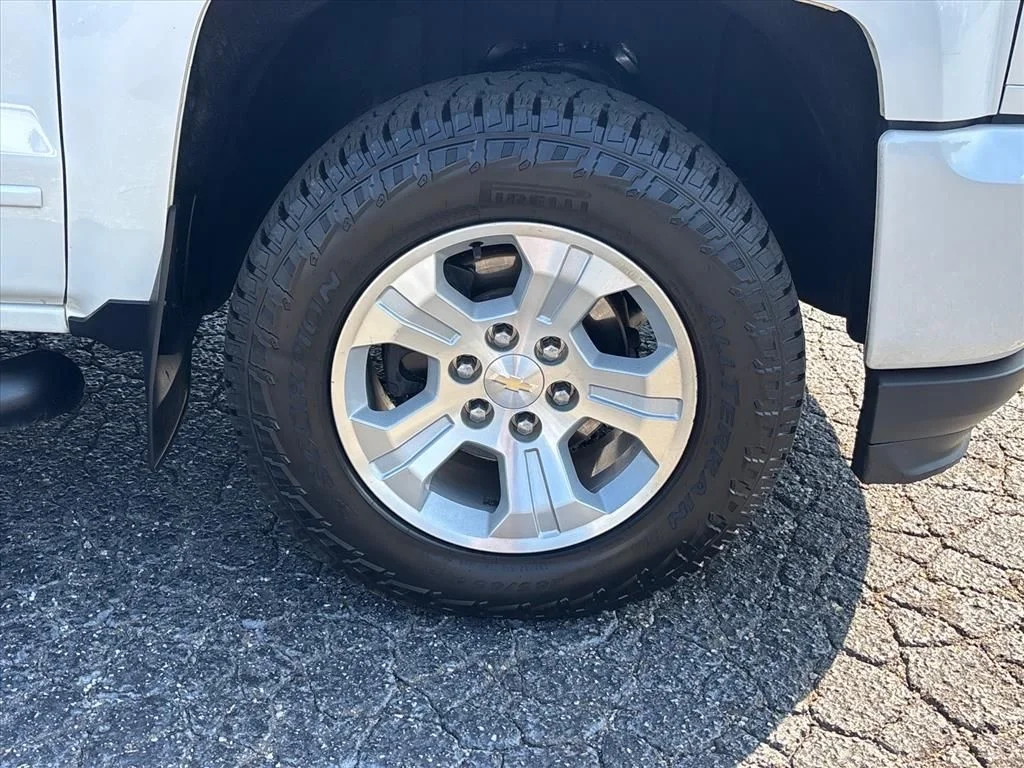 Used 2018 Beige Chevrolet LT image 10