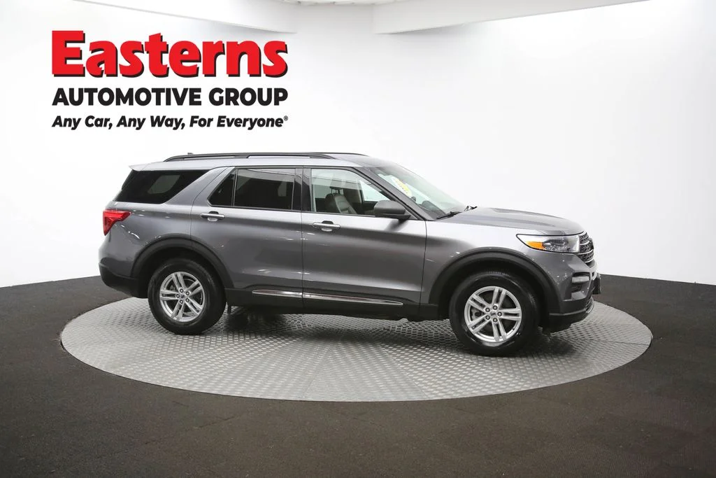 Used 2022 Gray Ford XLT image 46
