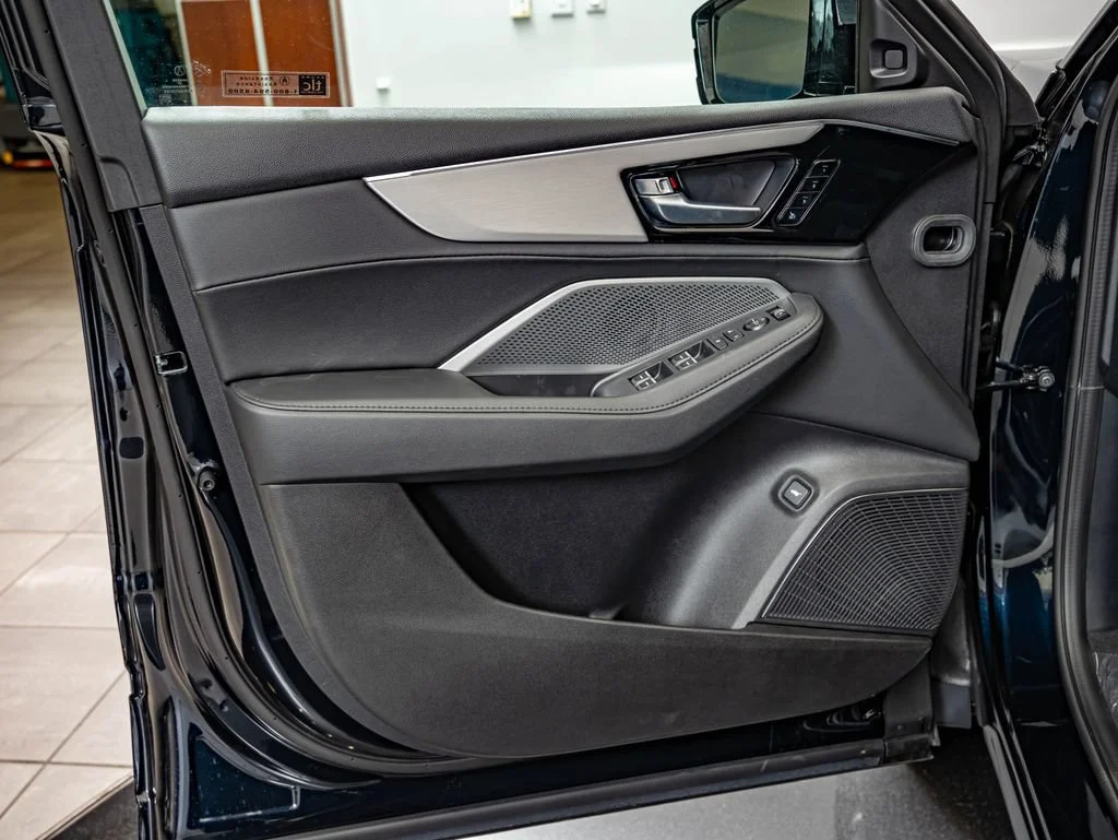 New 2026 Majestic Black Pearl Acura SH-AWD image 19