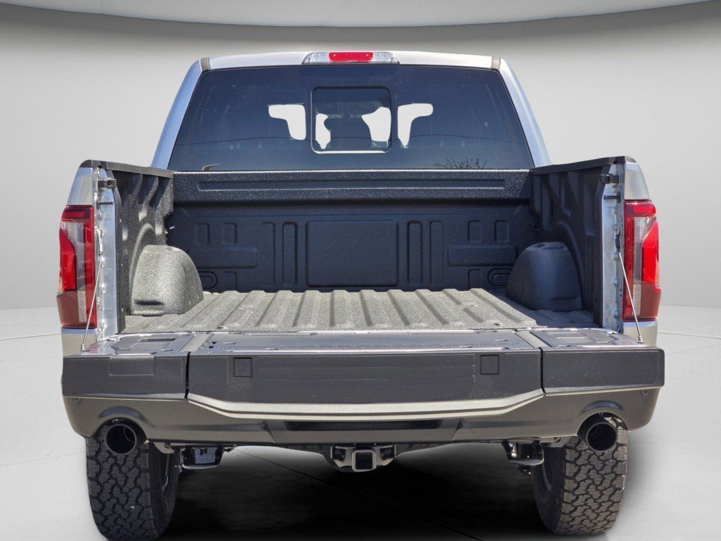 New 2026 Iconic Silver Metallic Ford Tremor image 27