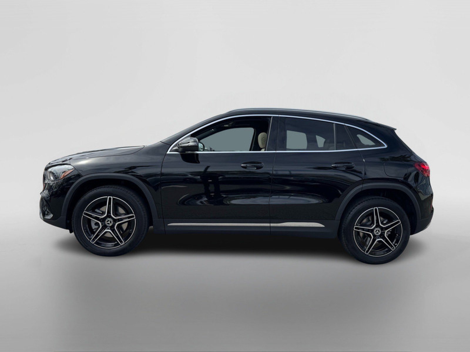 New 2026 Night Black Mercedes-Benz GLA 250 SUV image 2