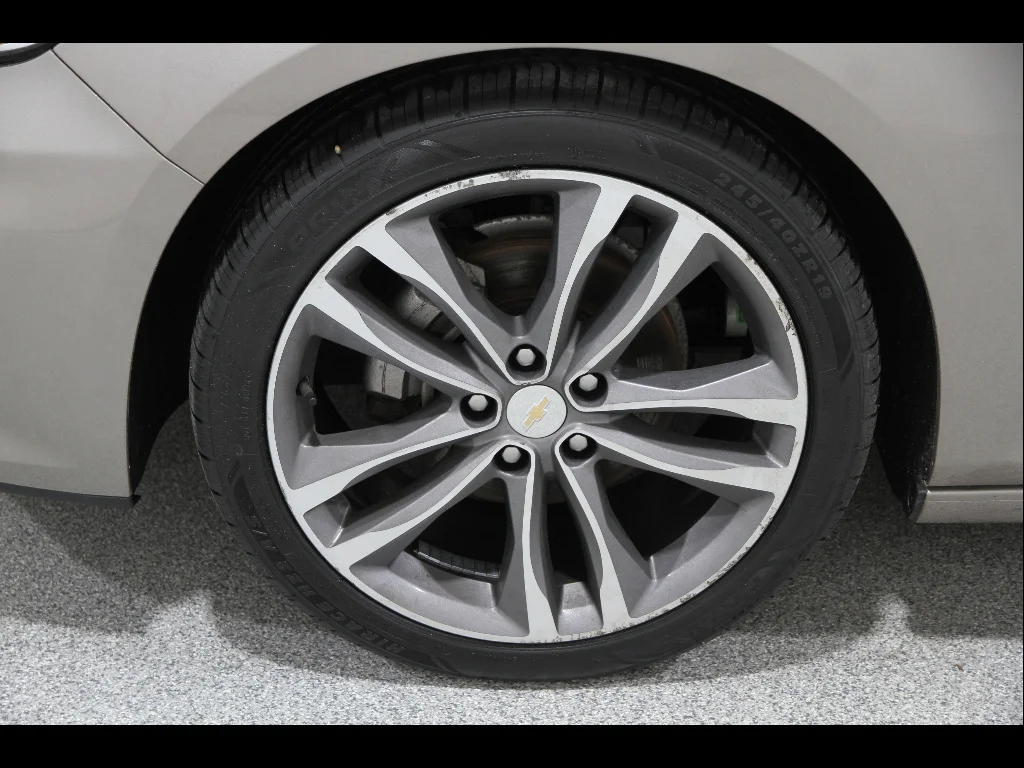Certified Used 2023 Mineral Gray Metallic Chevrolet LT image 21