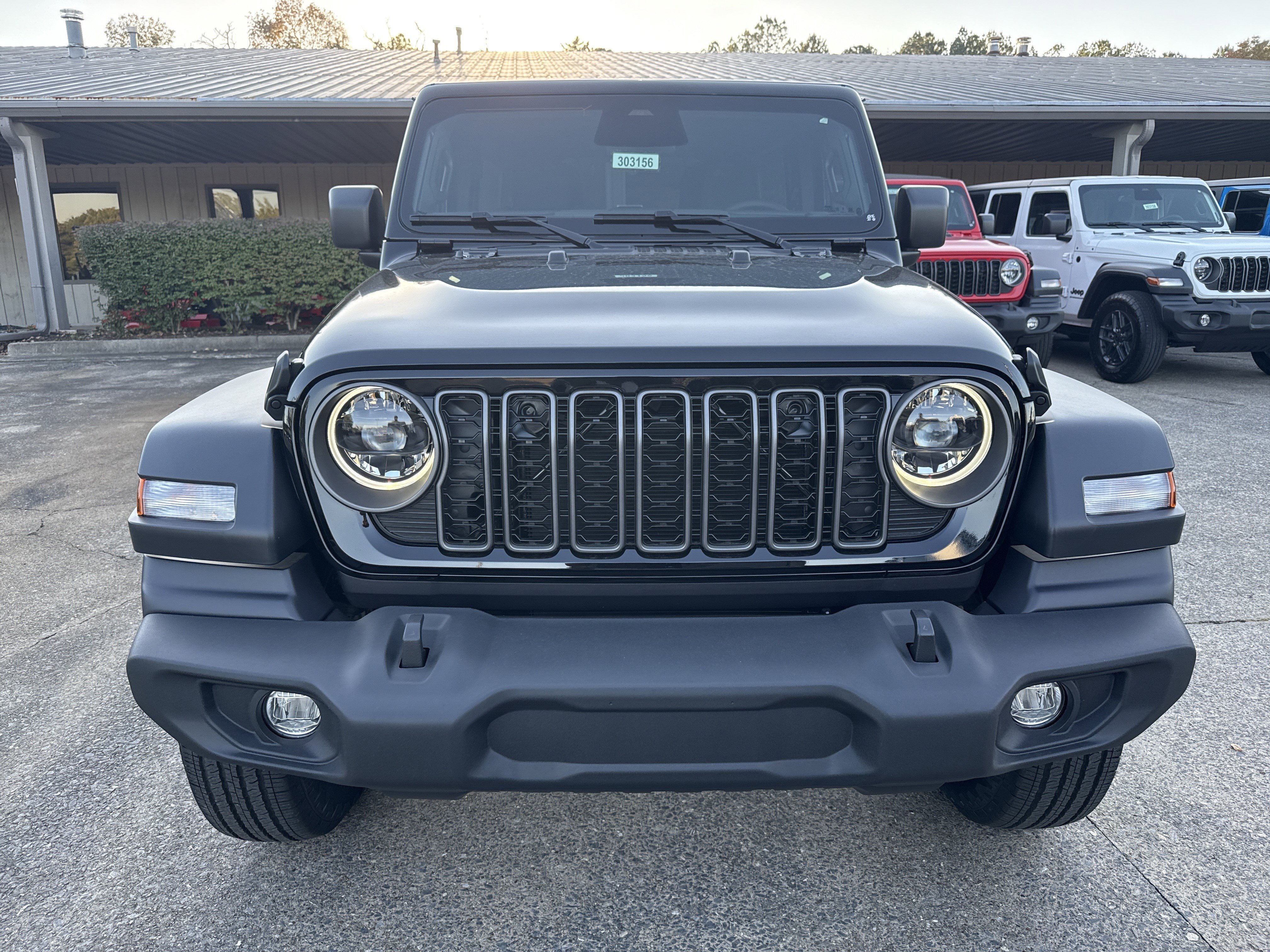 New 2026 Black Clear-Coat Exterior Paint Jeep Sport S image 2