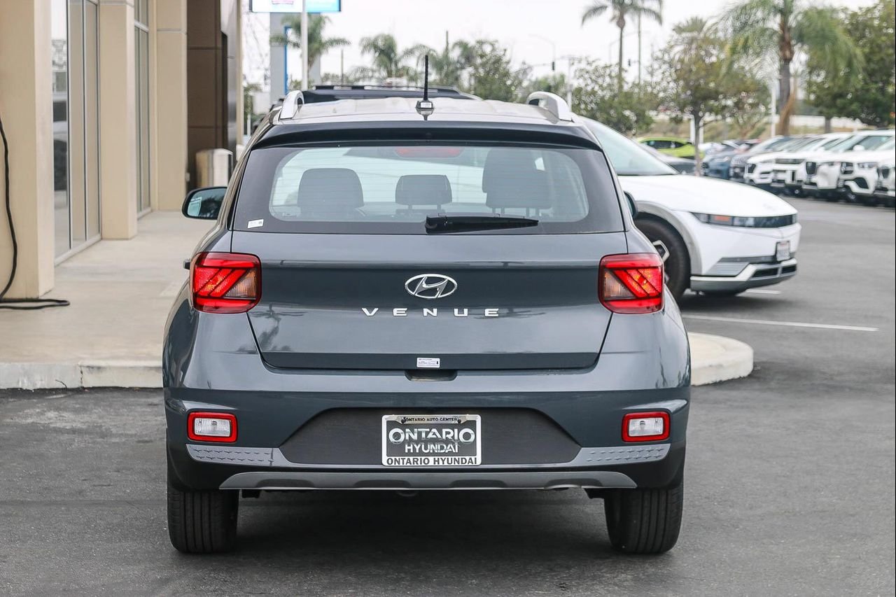 New 2026 Gray Hyundai SEL image 32