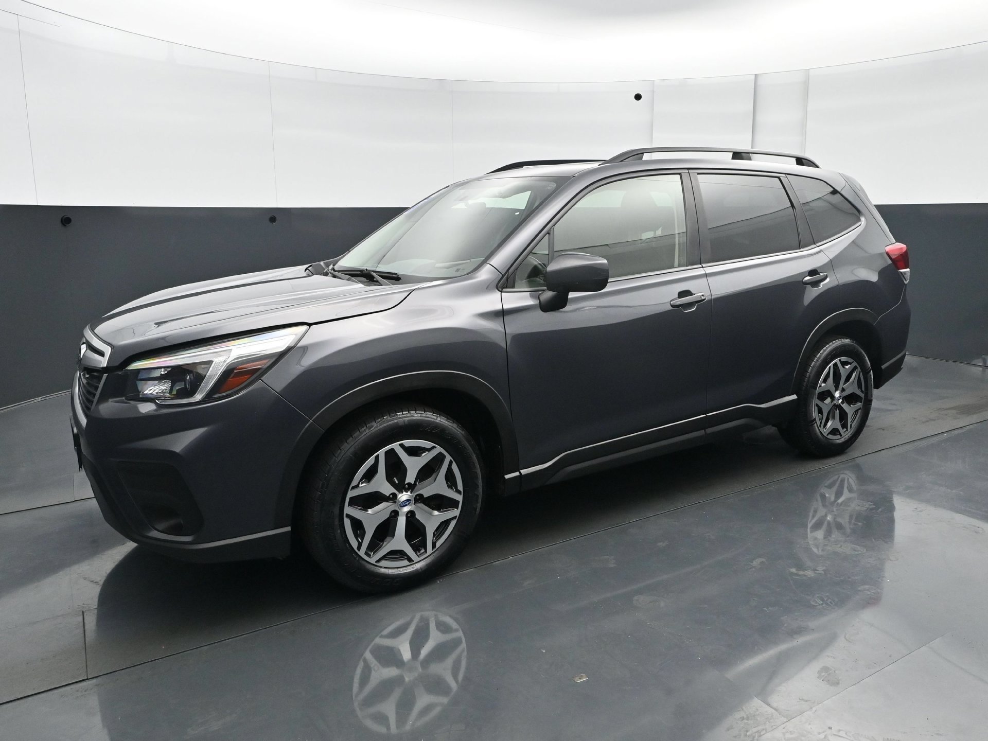 Used 2021 Magnetite Gray Metallic Subaru Premium image 2