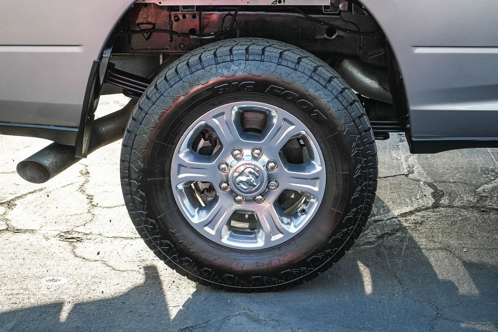 Used 2022 Silver Ram Big Horn image 12