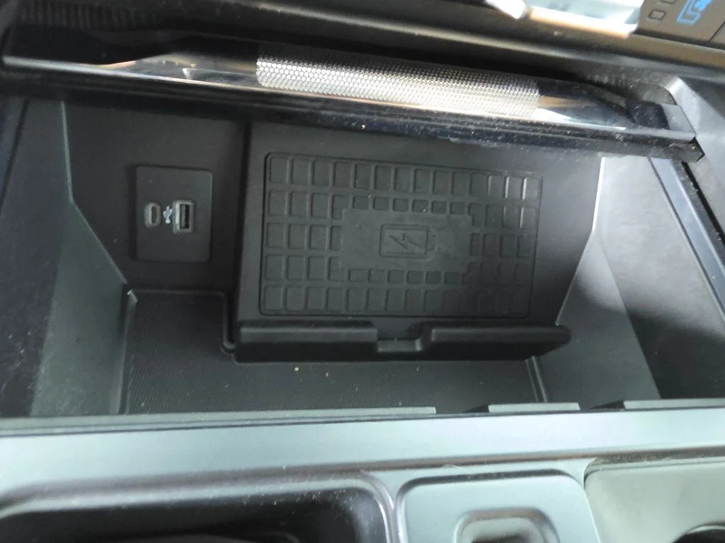 Used 2022 Blue Ford Platinum image 36