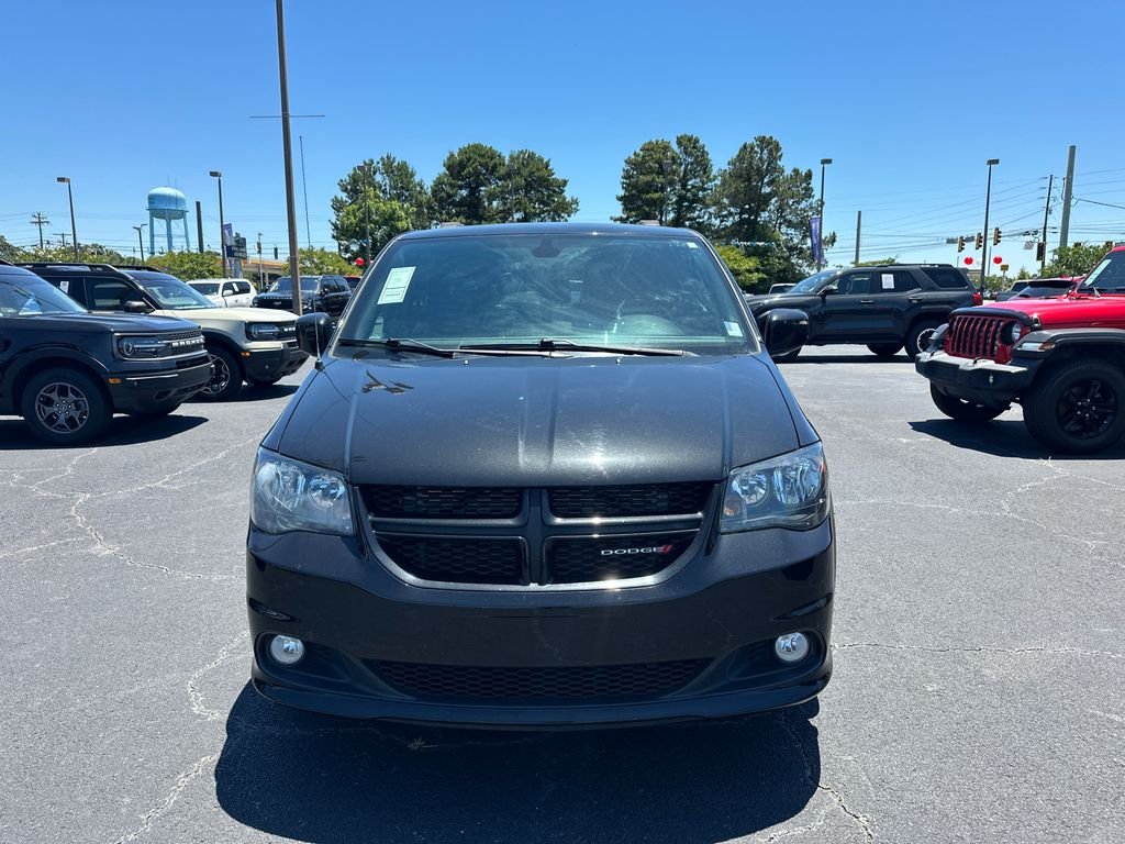 Used 2020 Black Dodge SE Plus image 2