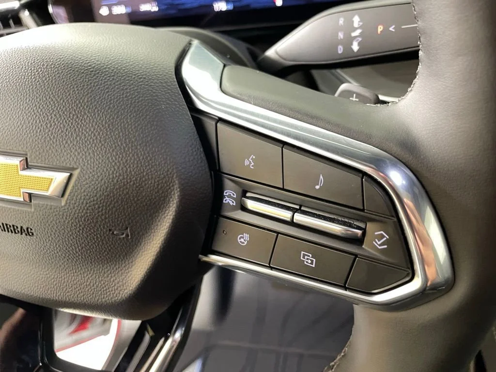 2025 Chevrolet Suburban Premier - Photo 28