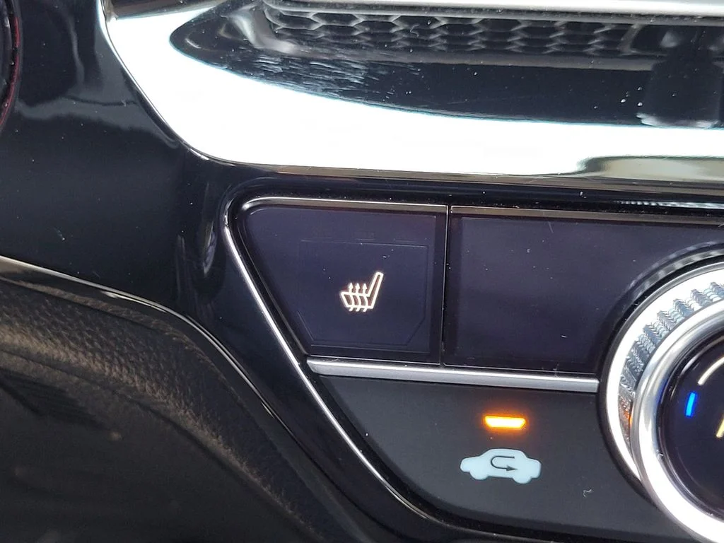 Used 2024 White Honda Touring image 11