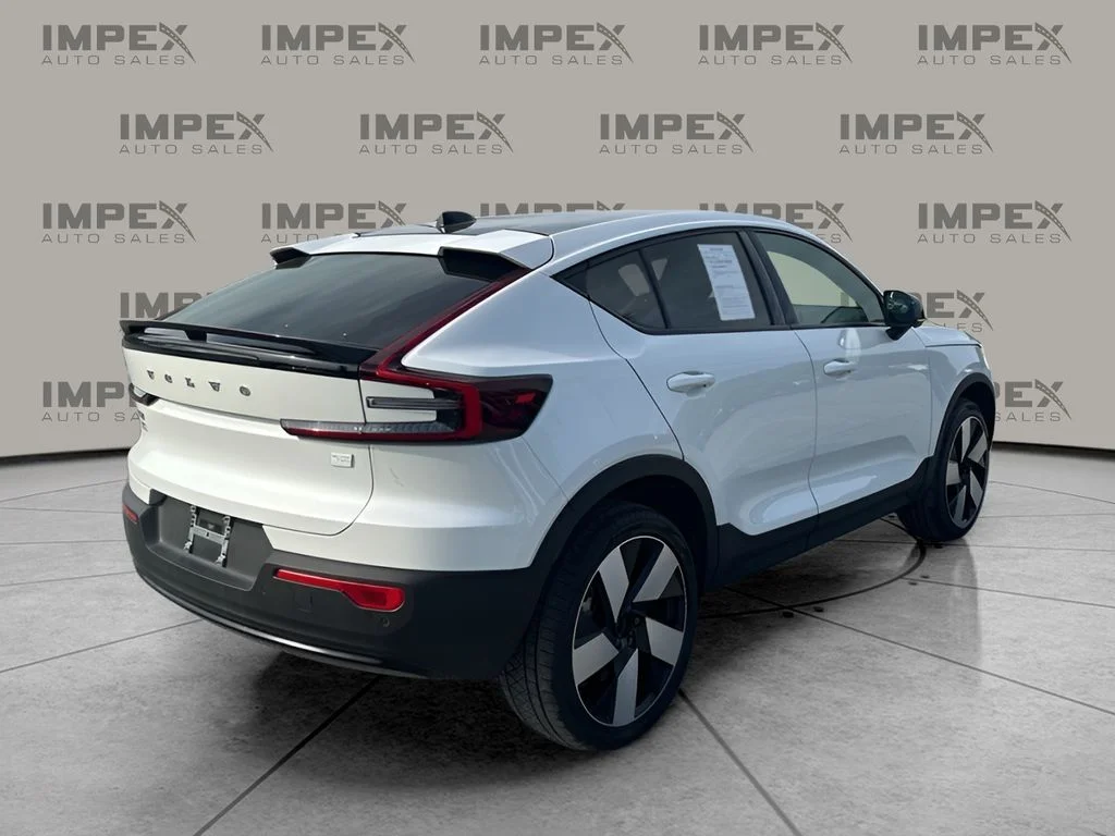 Used 2023 White Volvo Ultimate image 5