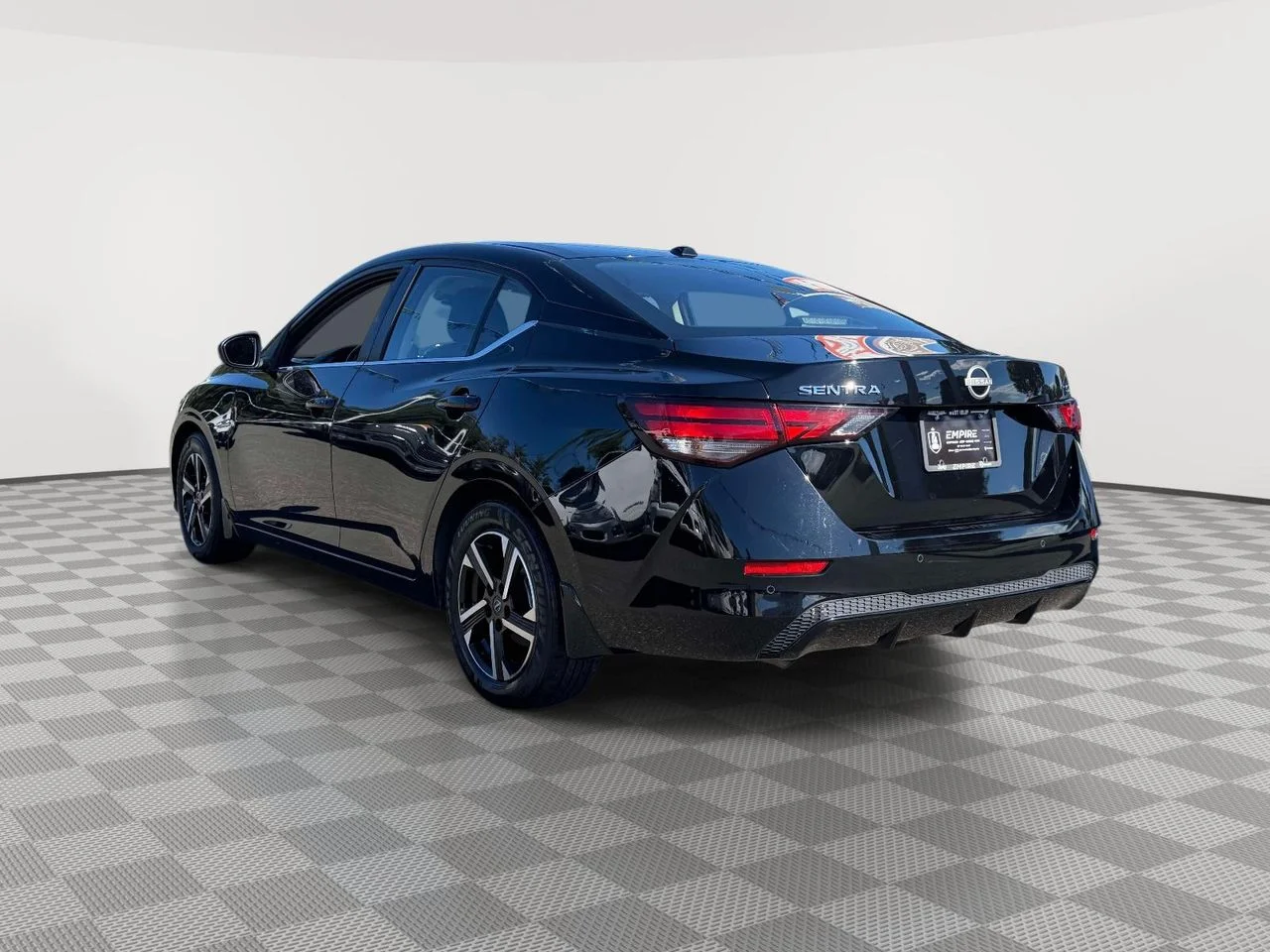 Used 2024 Super Black Nissan SV Xtronic CVT image 6