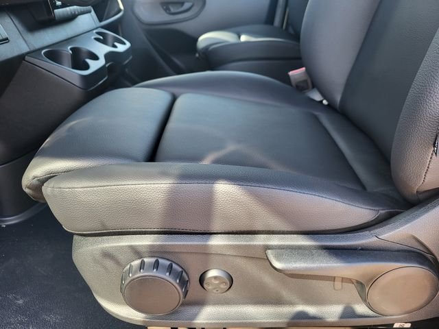 New 2026 Pebble Gray Mercedes-Benz Cargo 144 WB image 9