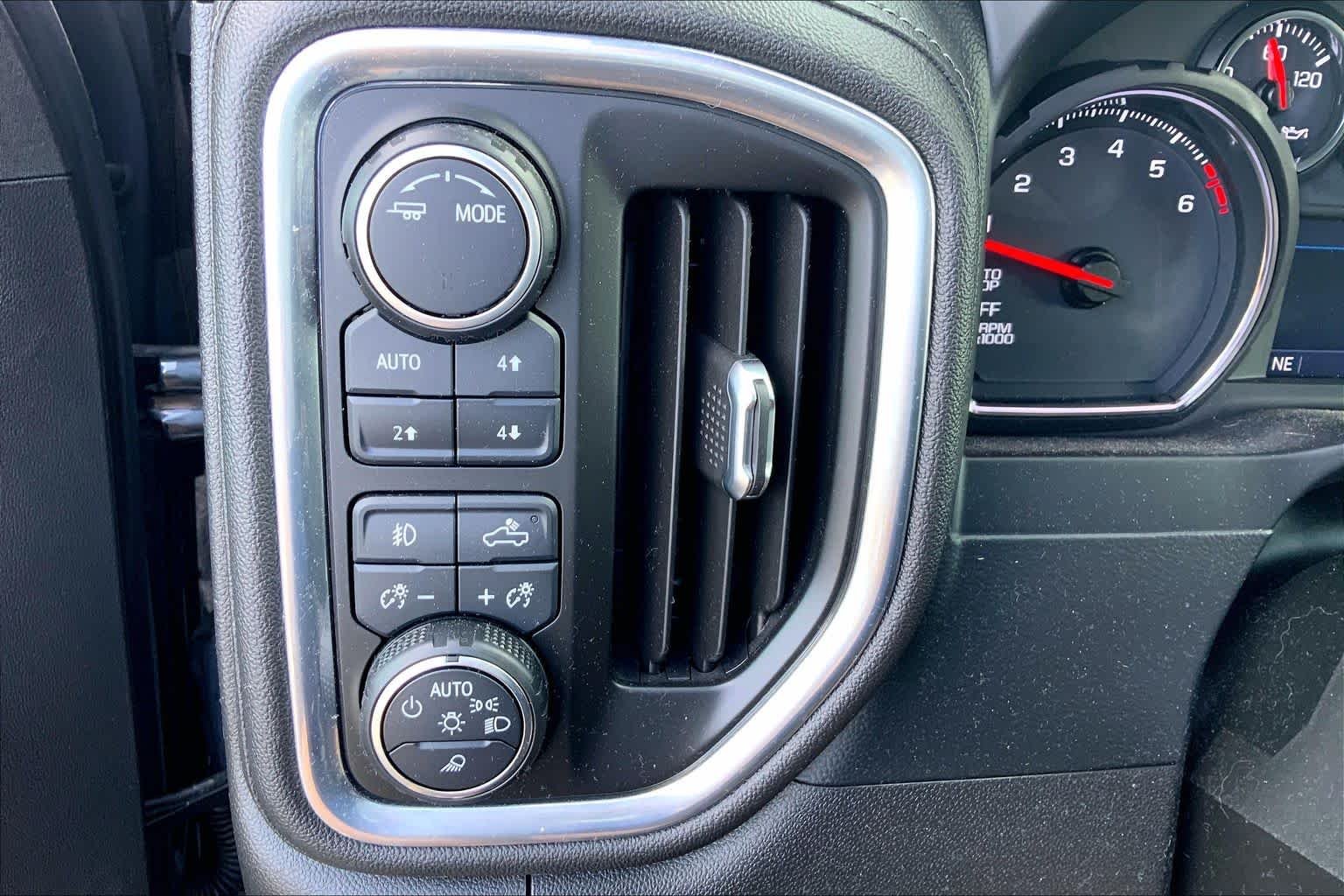 Used 2021 Shadow Gray Metallic Chevrolet LT Trail Boss image 35