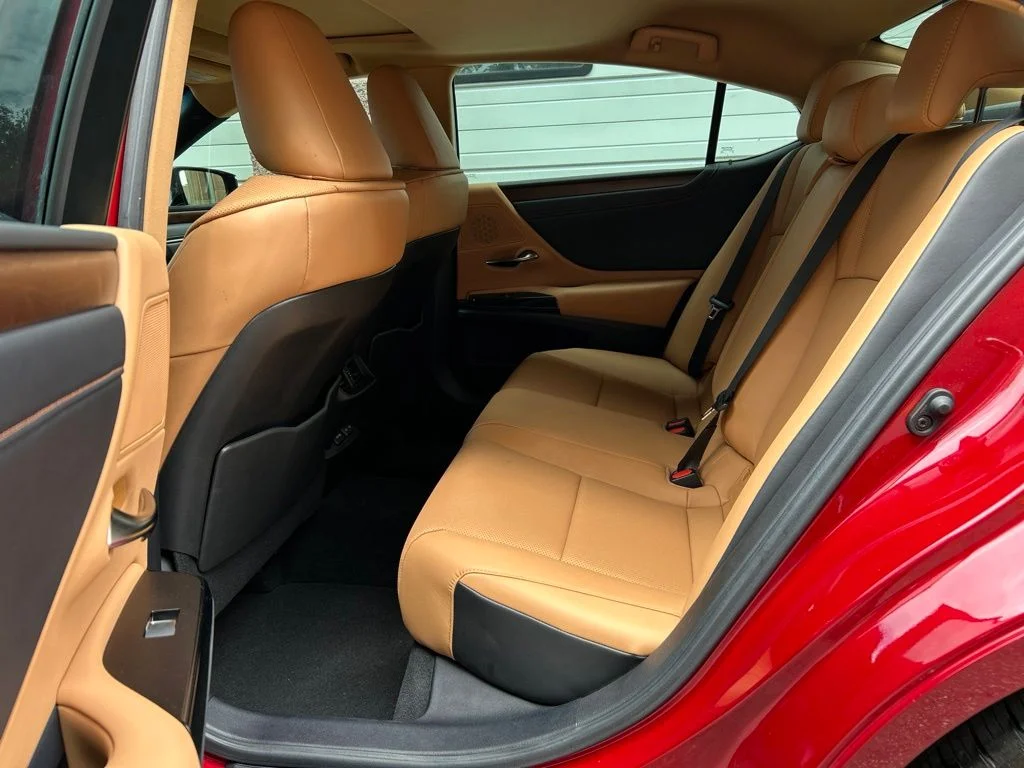 Used 2025 Red Lexus 350 image 22