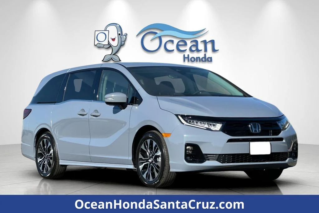 2026 Honda Odyssey Elite's photo