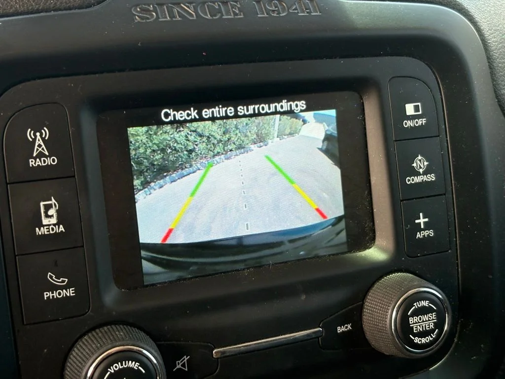 Used 2017 Black Jeep Latitude image 12