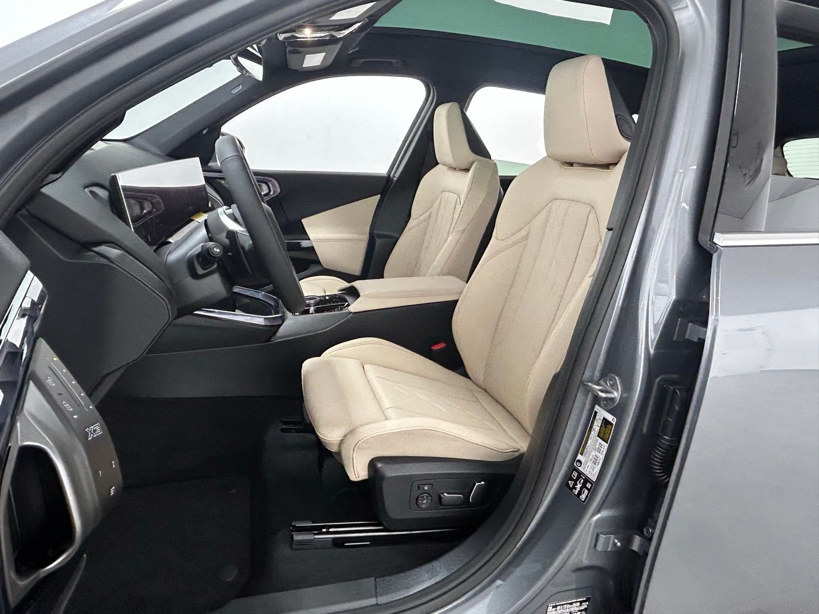 New 2026 Skyscraper Grey Metallic BMW 30 xDrive image 25