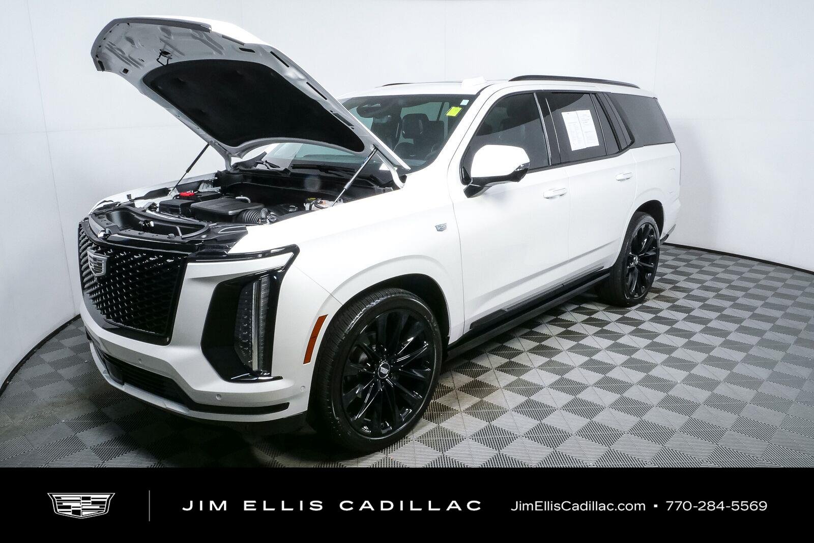 Used 2025 Crystal White Tricoat Cadillac Sport Platinum image 37