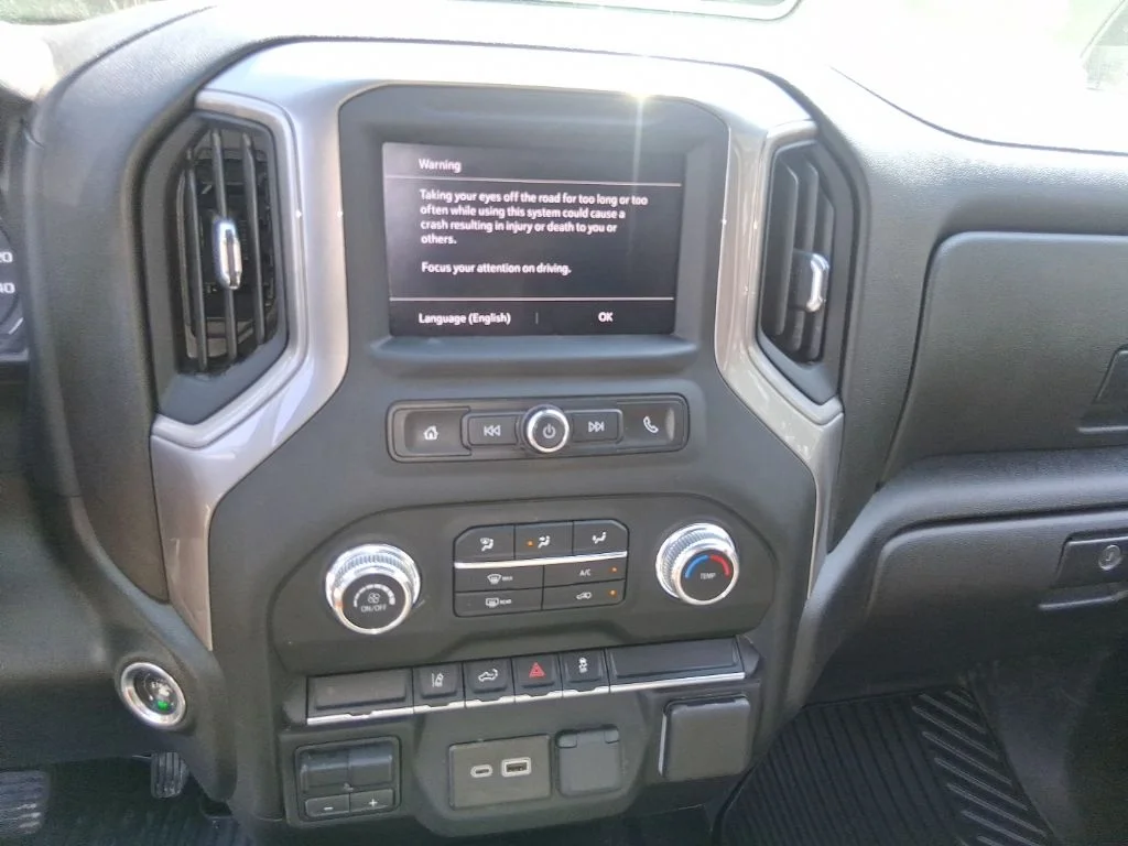 Used 2024 White GMC Pro image 14