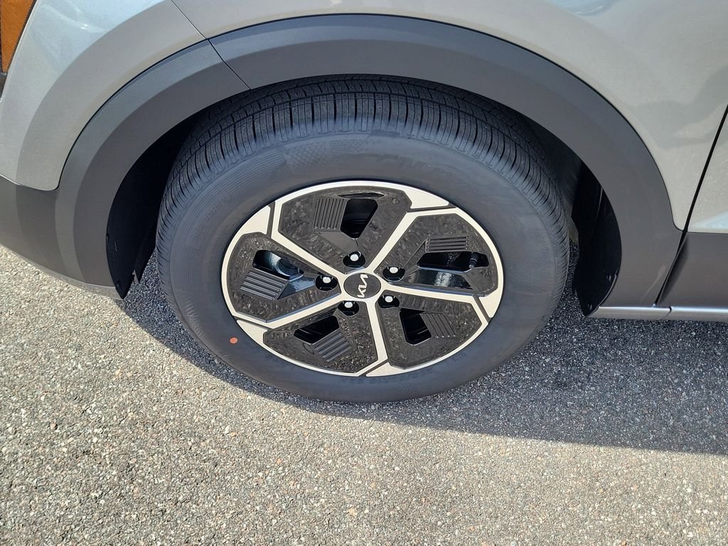 New 2026 Gray Kia LX image 35