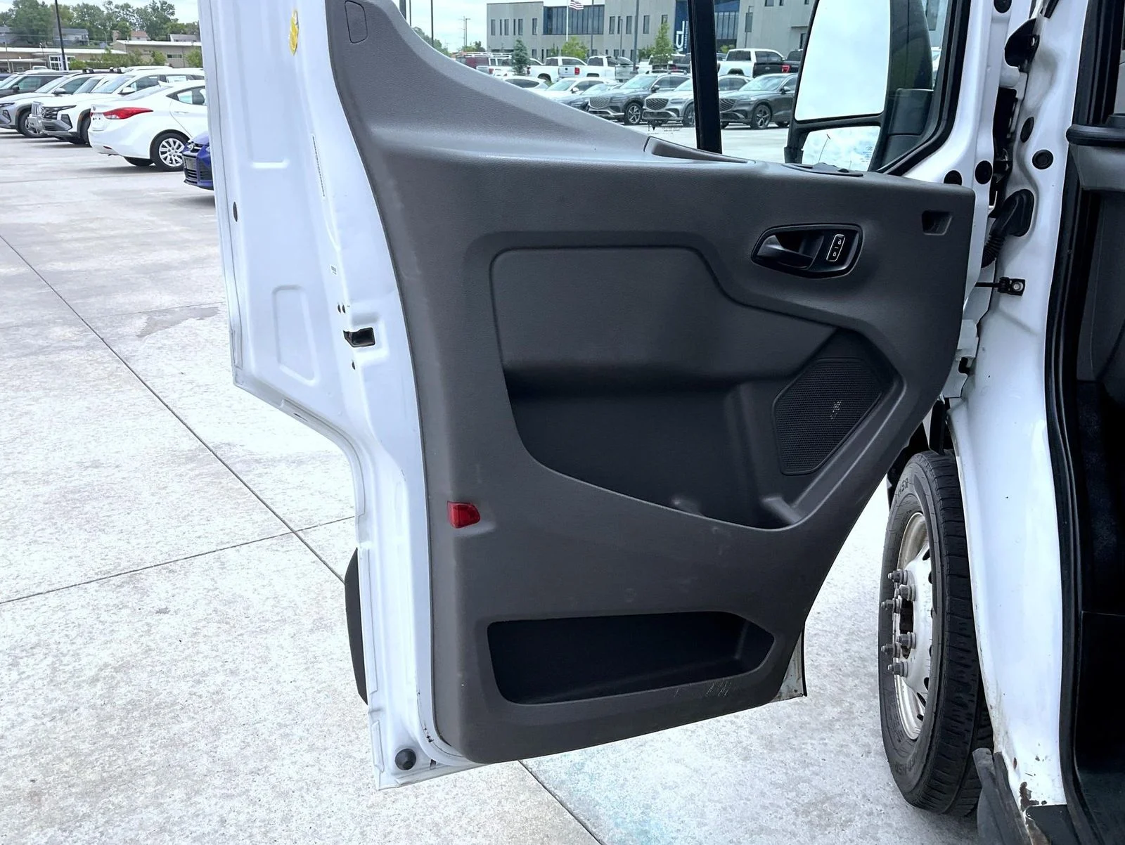 Used 2023 White Ford Base image 10