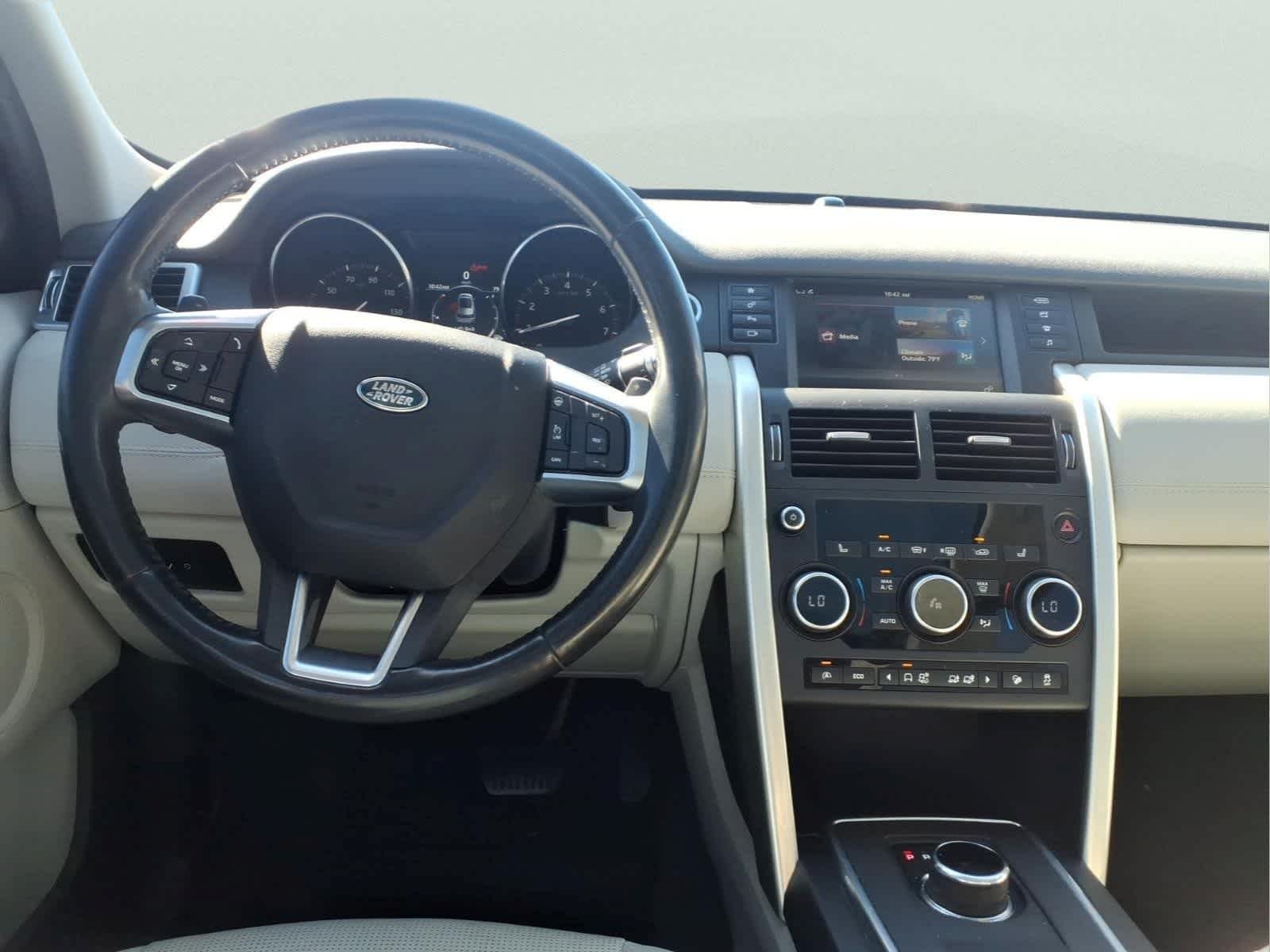Used 2017 RED Land Rover HSE image 14