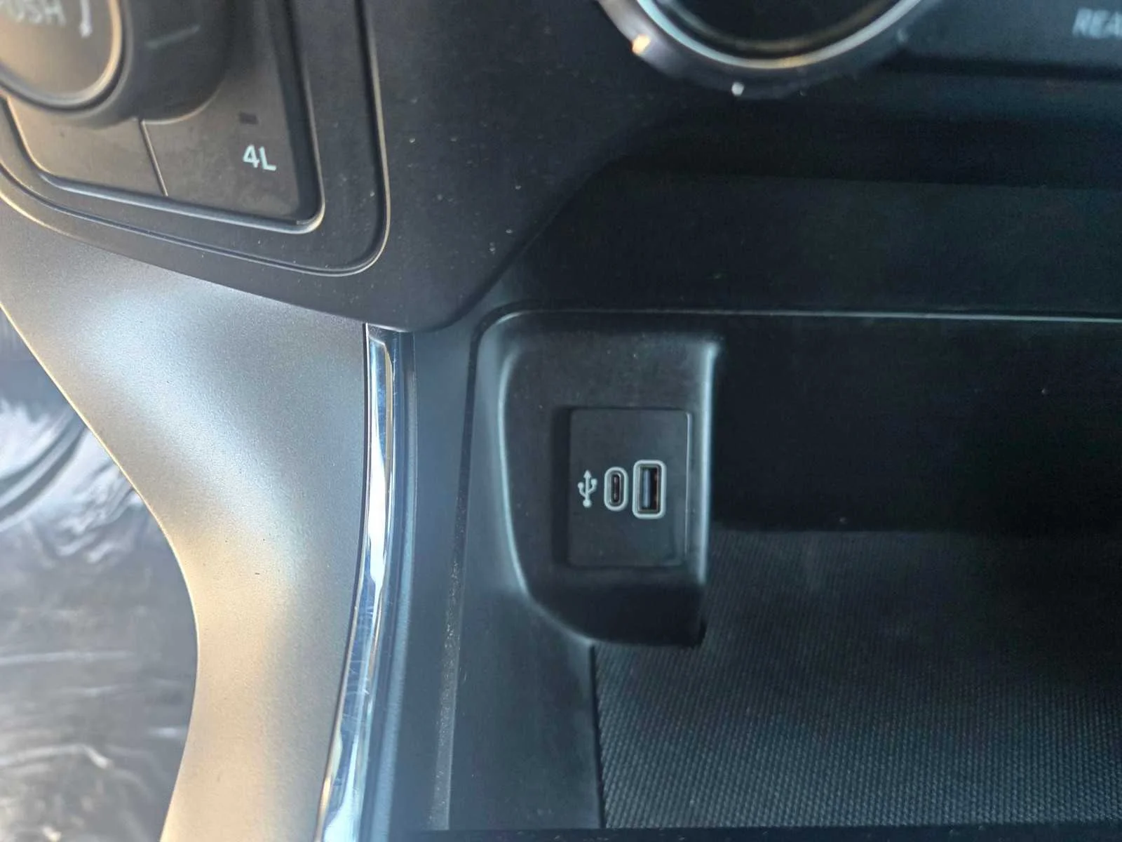 Used 2025  Ford XLT image 19