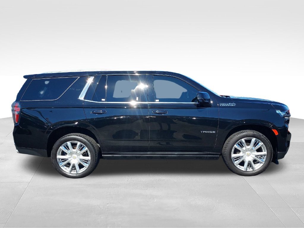 Used 2022 Black Chevrolet High Country image 6
