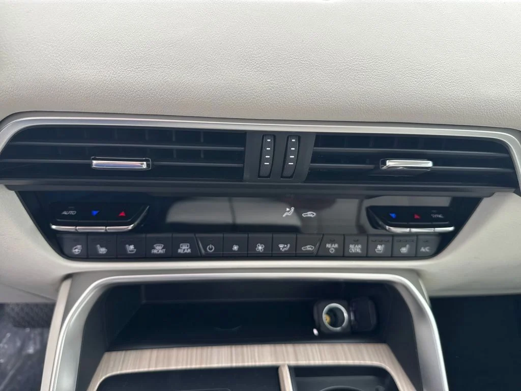 New 2026 White Mazda 3.3 Turbo S Premium image 28