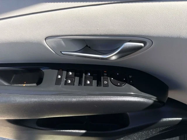Used 2025 Gray Hyundai SEL image 30