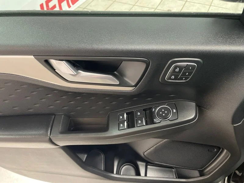 Used 2020 Black Ford SEL image 20