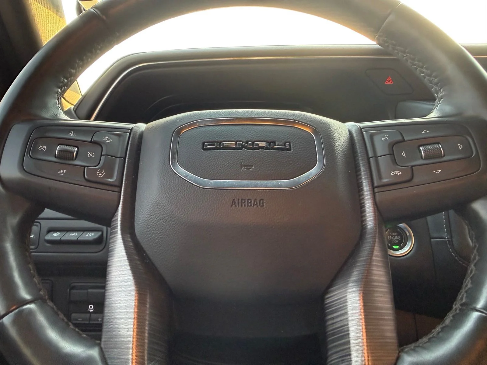 Used 2023 White GMC Denali Ultimate image 11