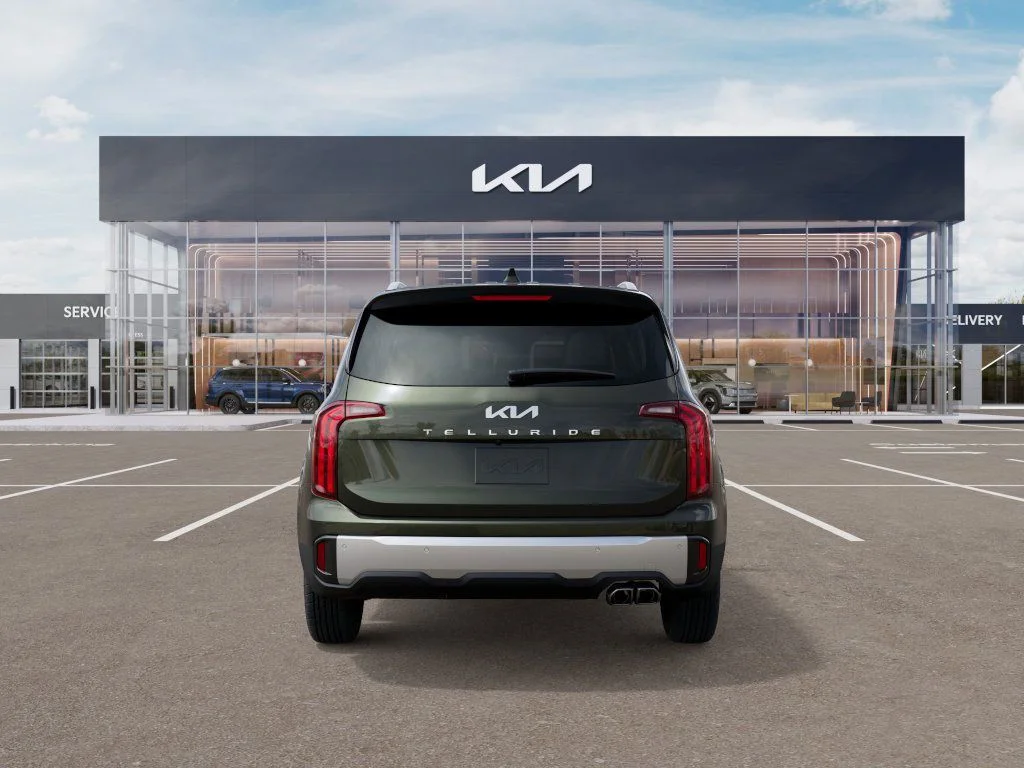 New 2025 Dark Moss Kia S image 4