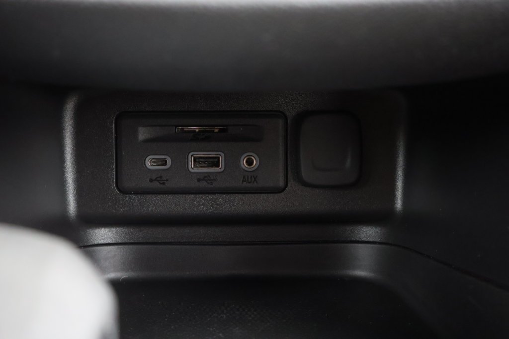 2024 Chevrolet Equinox LT - Photo 24