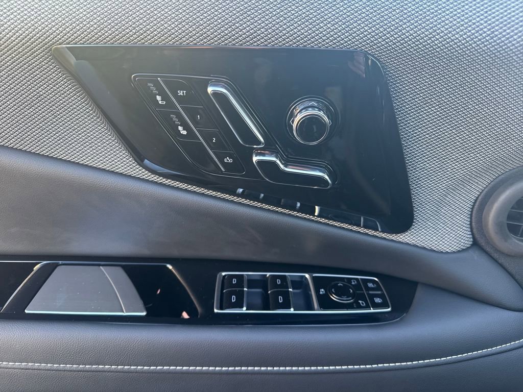 2026 Cadillac OPTIQ Sport - Photo 10