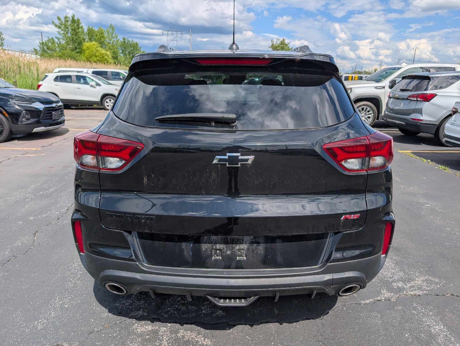 Used 2023 Mosaic Black Metallic Chevrolet RS image 7