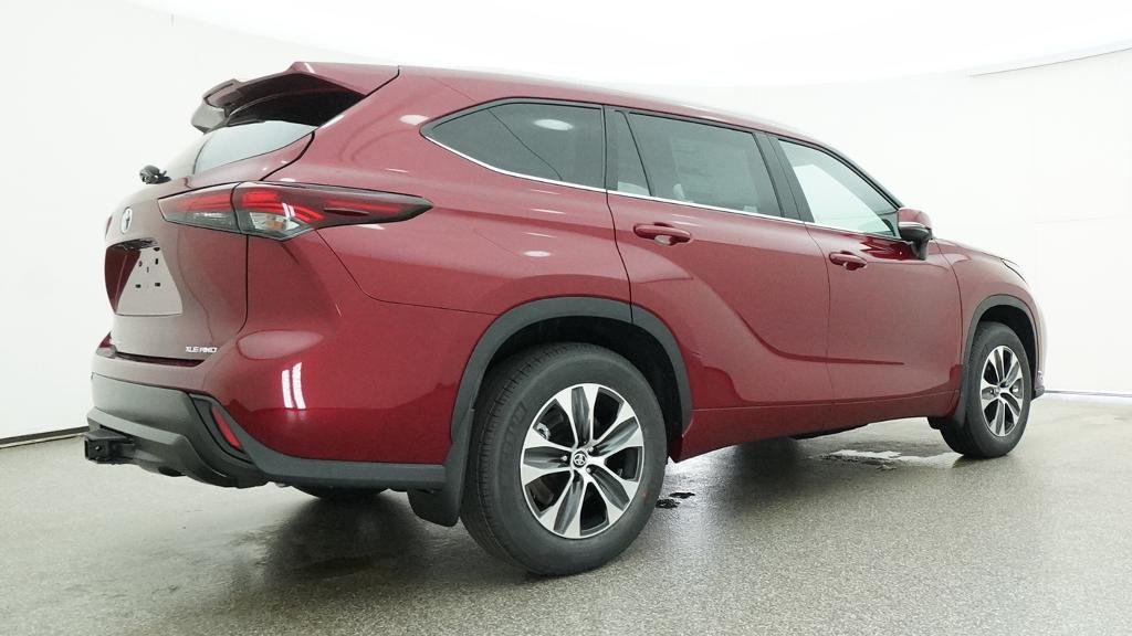 New 2026 Ruby Flare Pearl Toyota XLE image 54