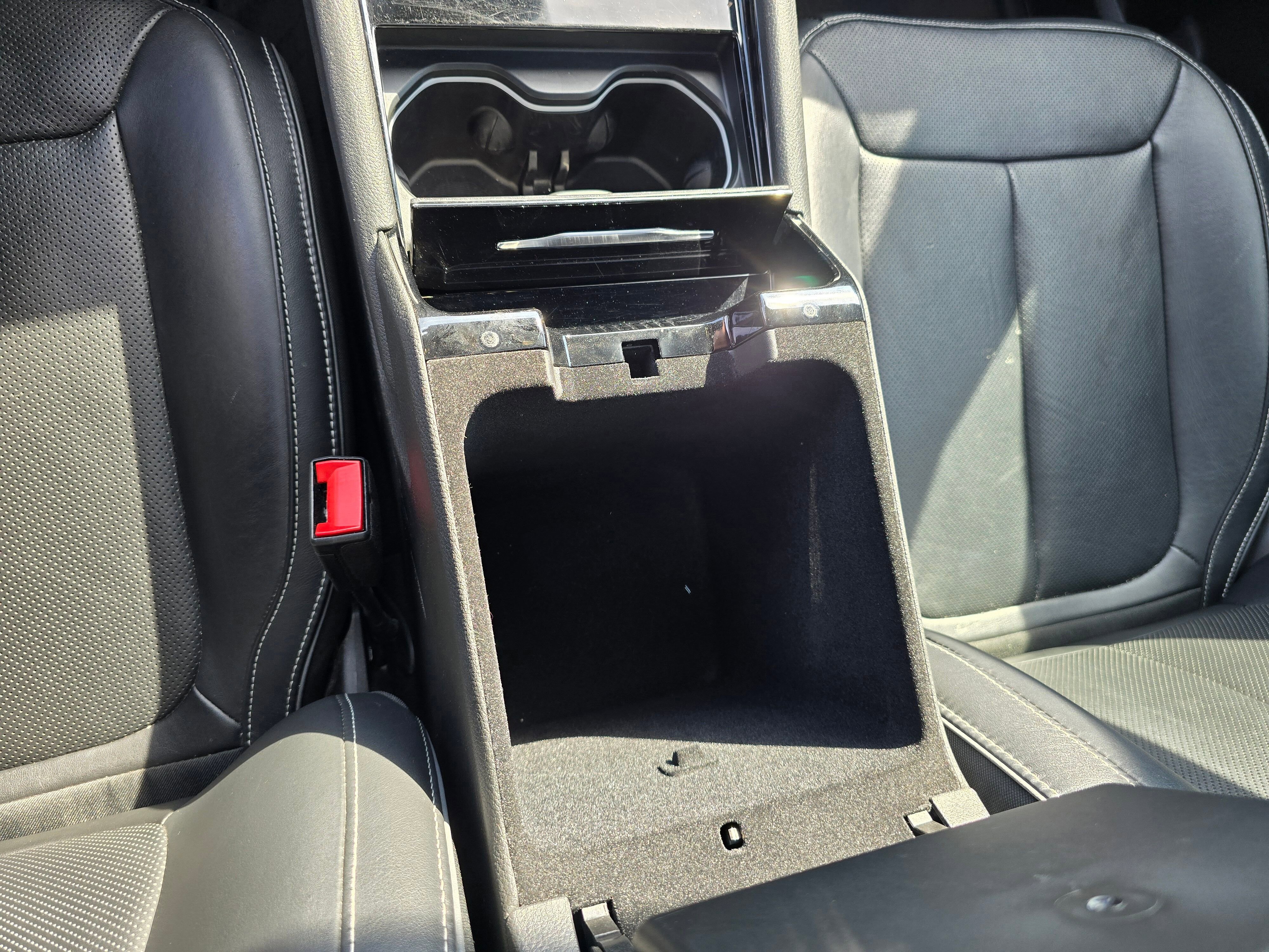 Used 2024 Bright White Clearcoat Jeep Overland image 58