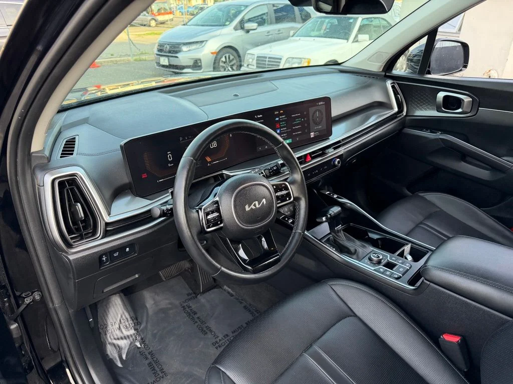 Used 2024 Black Kia X-Line EX image 22