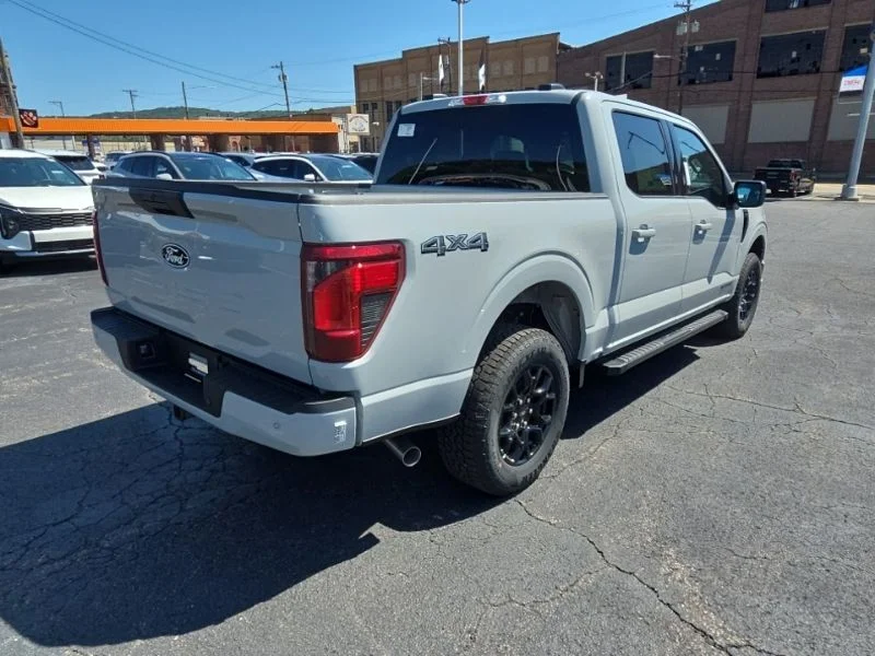 New 2026 White Ford XLT image 7