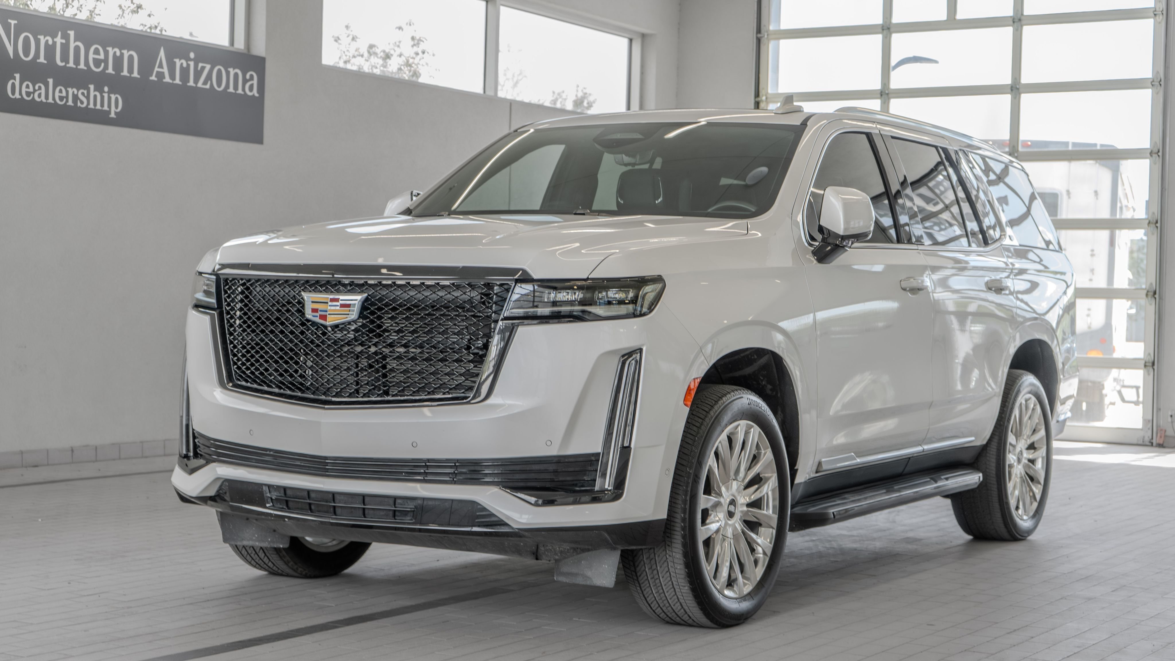 Used 2023 Crystal White Tricoat Cadillac Premium Luxury image 25