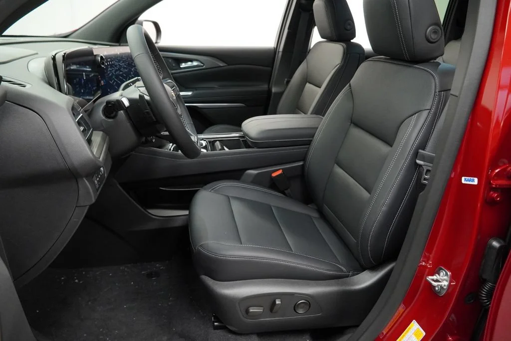 2027 Chevrolet Traverse LT - Photo 7
